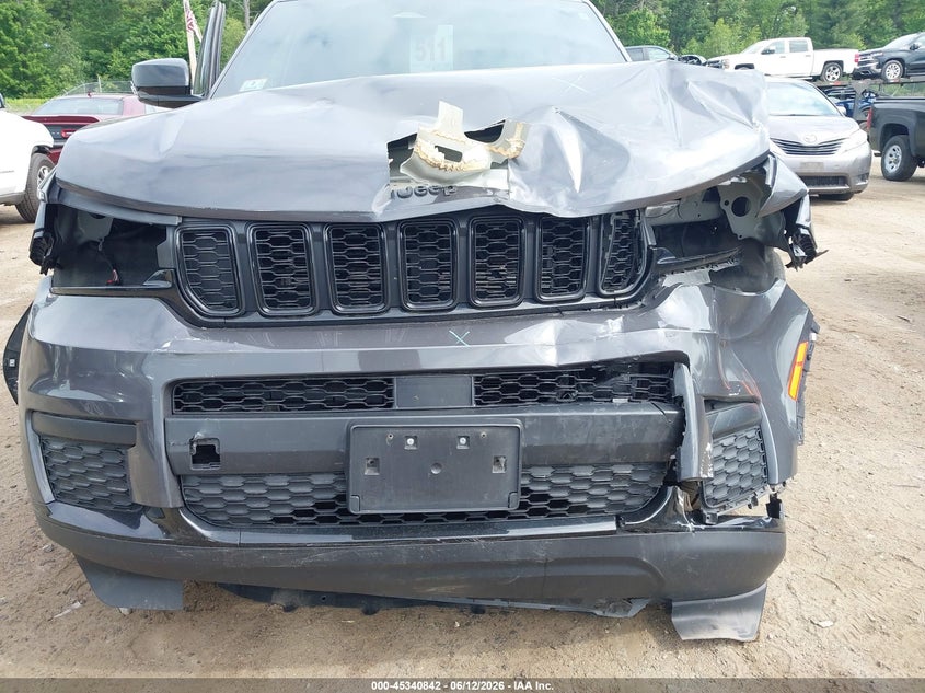 2023 Jeep Grand cherokee VIN 1C4RJKAG0P8884707 IAAI salvage auction — FRONT END, Salvage Title, sold $9,400 on 2026-08-22 (photo 6)