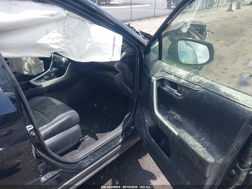2020 Toyota Rav 4 VIN JTMY1RFV9LD054823 IAAI salvage auction — Burn Engine, Salvage Title, sold $800 on 2026-07-28 (photo 5)