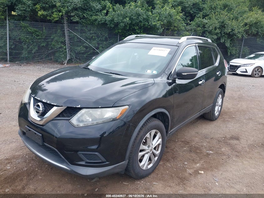 2015 Nissan Rogue VIN KNMAT2MV8FP520900 IAAI salvage auction — NORMAL WEAR, Salvage Title, sold $700 on 2026-07-17 (photo 2)