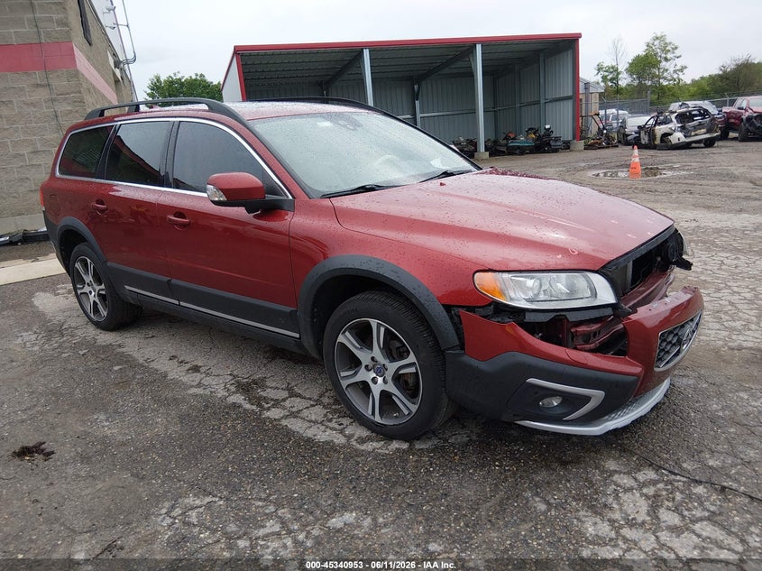 2015 Volvo Xc70 VIN YV4902NC2F1193256 IAAI salvage auction — FRONT END, Salvage (Maine), sold $2,950 on 2026-07-15 (photo 1)
