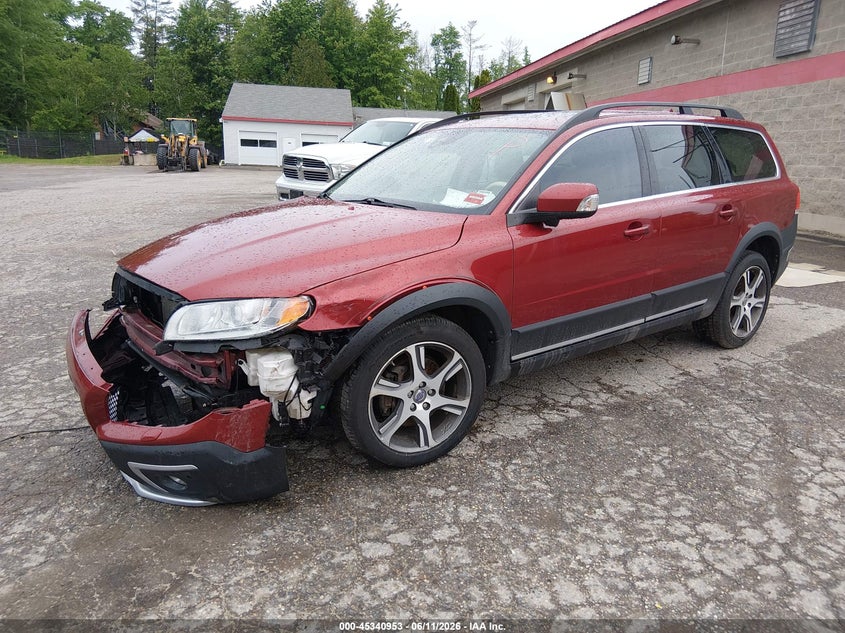 2015 Volvo Xc70 VIN YV4902NC2F1193256 IAAI salvage auction — FRONT END, Salvage (Maine), sold $2,950 on 2026-07-15 (photo 2)