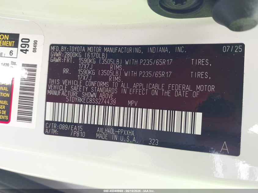 2025 Toyota Sienna VIN 5TDYRKEC8SS274439 IAAI salvage auction — FRONT & REAR, Salvage Title, sold $19,950 on 2026-07-23 (photo 9)