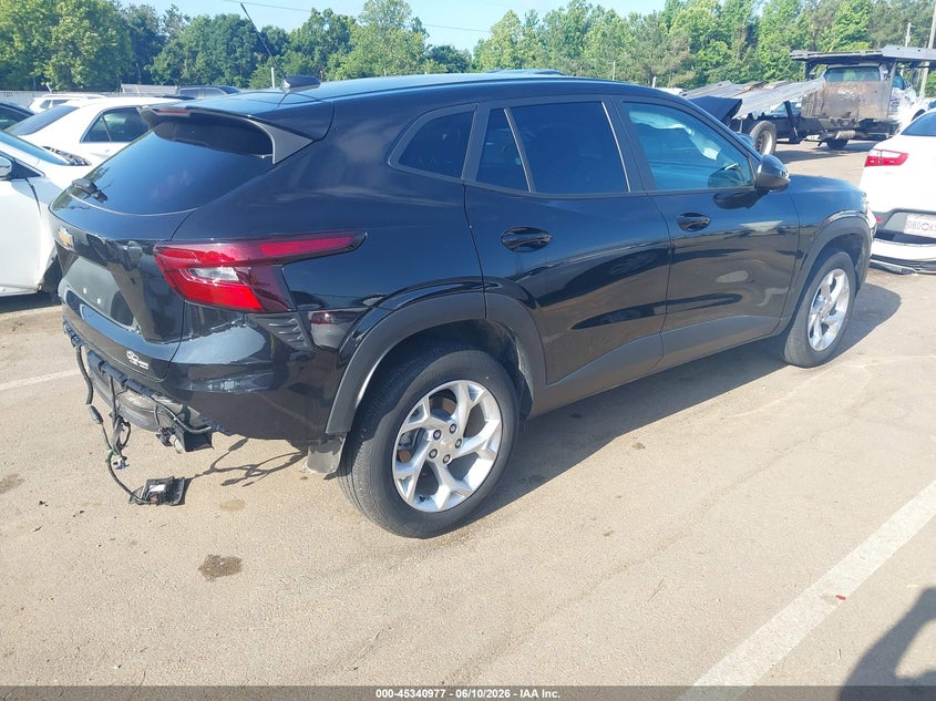 2025 Chevrolet Trax VIN KL77LFEP7SC161054 IAAI salvage auction — REAR END, Salvage (Mississippi), sold $4,700 on 2026-07-30 (photo 4)