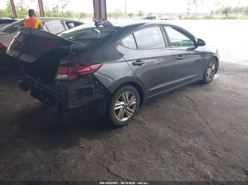 2020 Hyundai Elantra VIN 5NPD84LFXLH555059 IAAI salvage auction — REAR END, Rebuildable (Florida), sold $1,625 on 2026-07-22 (photo 4)