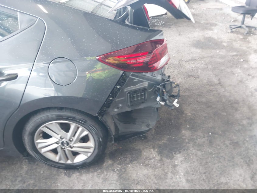 2020 Hyundai Elantra VIN 5NPD84LFXLH555059 IAAI salvage auction — REAR END, Rebuildable (Florida), sold $1,625 on 2026-07-22 (photo 6)