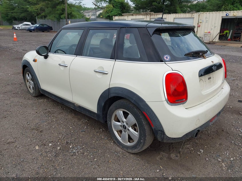 2016 Mini Hardtop VIN WMWXU1C50G2D12821 IAAI salvage auction — NORMAL WEAR, Clear (New Jersey), sold $1,400 on 2026-07-07 (photo 3)