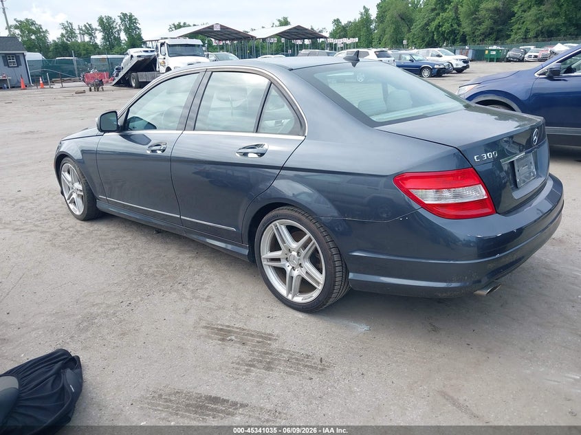 2009 Mercedes-benz C class VIN WDDGF54X59R080010 IAAI salvage auction — NORMAL WEAR, Clear (Maryland), sold $1,275 on 2026-07-09 (photo 3)