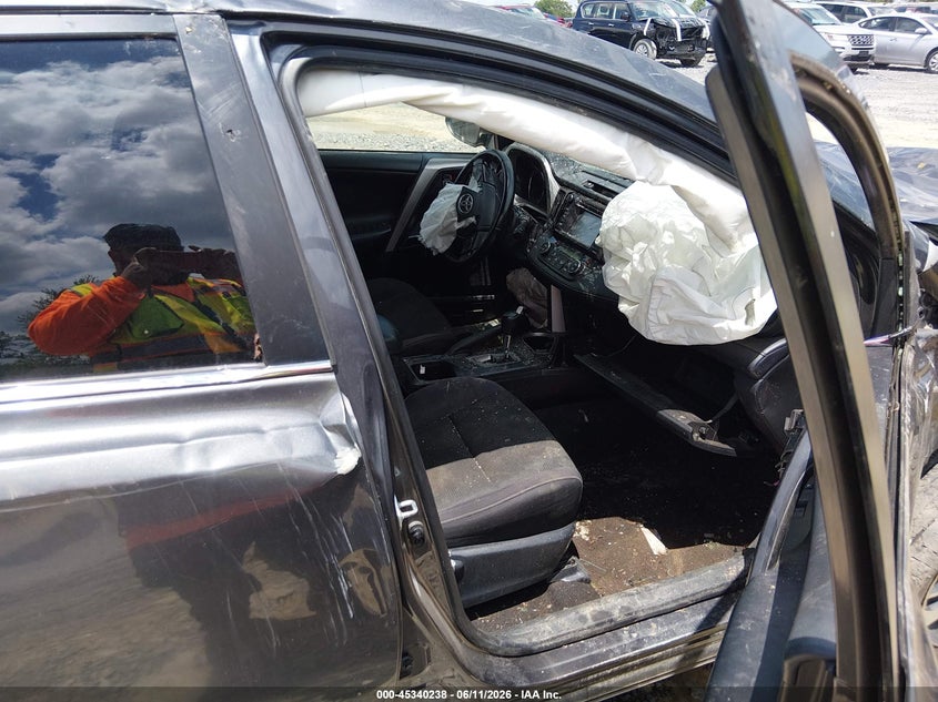 2016 Toyota Rav 4 VIN JTMRFREV2GJ077178 IAAI salvage auction — ALL OVER, Salvage (West Virginia), sold $975 on 2026-07-23 (photo 5)