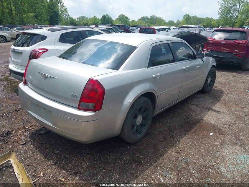 2005 Chrysler 300 VIN 2C3JA53G45H169078 IAAI salvage auction — FRONT END, Salvage (Ohio), sold $275 on 2026-07-17 (photo 4)