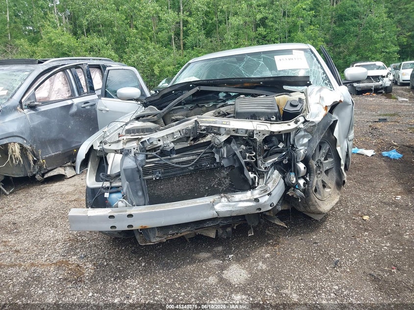 2005 Chrysler 300 VIN 2C3JA53G45H169078 IAAI salvage auction — FRONT END, Salvage (Ohio), sold $275 on 2026-07-17 (photo 6)