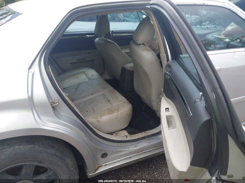 2005 Chrysler 300 VIN 2C3JA53G45H169078 IAAI salvage auction — FRONT END, Salvage (Ohio), sold $275 on 2026-07-17 (photo 8)