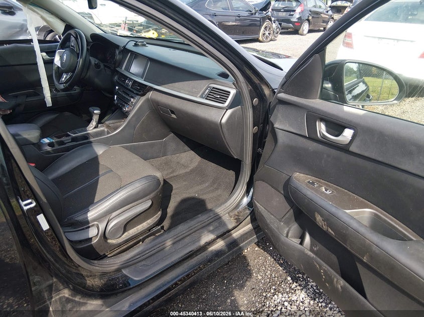 2019 Kia Optima VIN 5XXGT4L38KG295160 IAAI salvage auction — SIDE, Salvage (South Carolina), sold $525 on 2026-07-28 (photo 5)