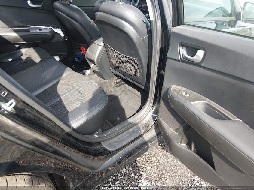 2019 Kia Optima VIN 5XXGT4L38KG295160 IAAI salvage auction — SIDE, Salvage (South Carolina), sold $525 on 2026-07-28 (photo 8)