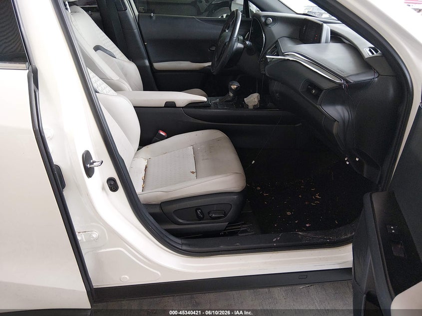 2020 Lexus Ux VIN JTHX3JBH7L2022776 IAAI salvage auction — RIGHT FRONT, Rebuildable (Florida), sold $7,100 on 2026-07-08 (photo 5)