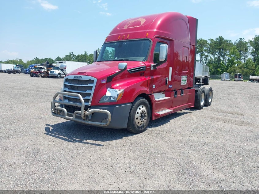 2018 Freightliner New cascadia 126 VIN 3AKJHHDR5JSJU2667 IAAI salvage auction — FRONT END, Original (West Virginia), sold $11,600 on 2026-08-12 (photo 2)