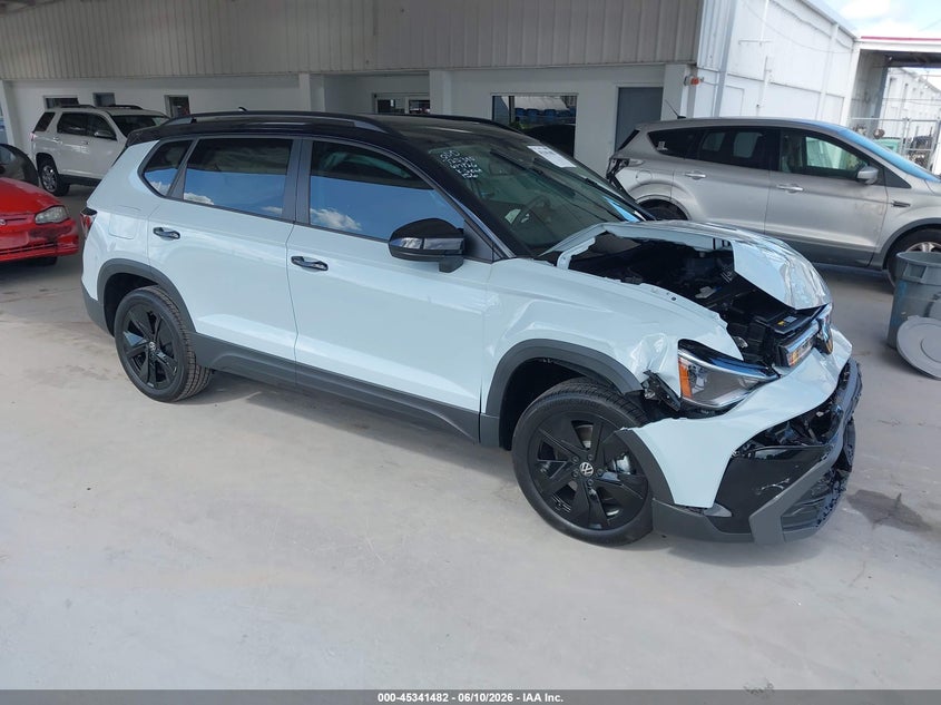 2026 Volkswagen Taos VIN 3VV3C7B25TM044204 IAAI salvage auction — FRONT END, Salvage Title, sold $5,600 on 2026-07-24 (photo 1)