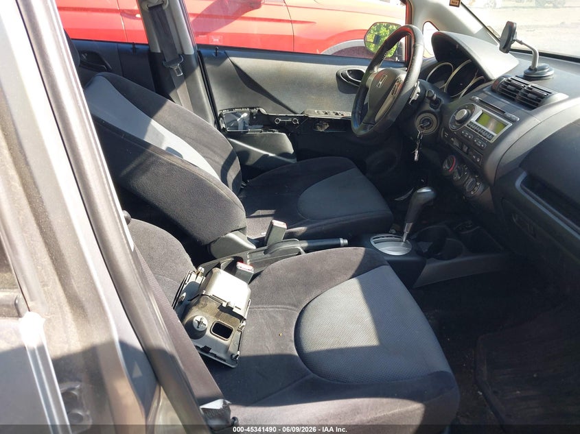 2008 Honda Fit VIN JHMGD38658S052932 IAAI salvage auction — NORMAL WEAR, Clear (Massachusetts), sold $225 on 2026-07-07 (photo 5)