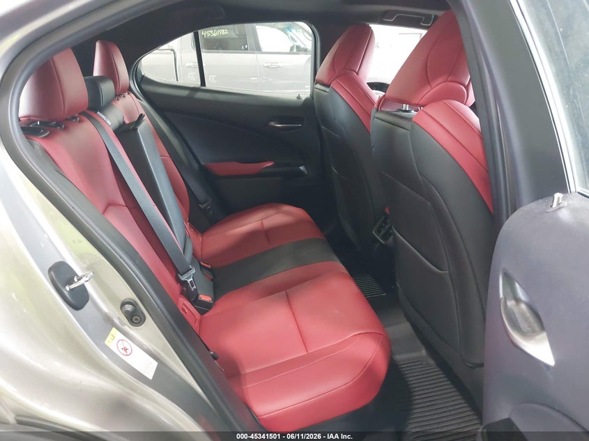 2019 Lexus Ux VIN JTHU9JBH5K2010528 IAAI salvage auction — RIGHT FRONT, Mv-907A (New York), sold $6,800 on 2026-07-08 (photo 8)