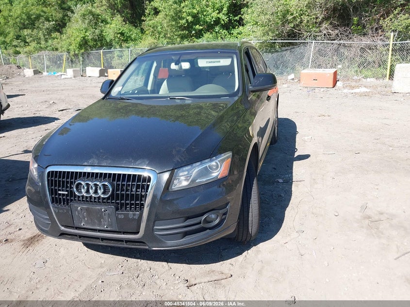 2010 Audi Q5 VIN WA1LKAFP9AA080809 IAAI salvage auction — NORMAL WEAR, Clear (Massachusetts), sold $400 on 2026-07-21 (photo 2)