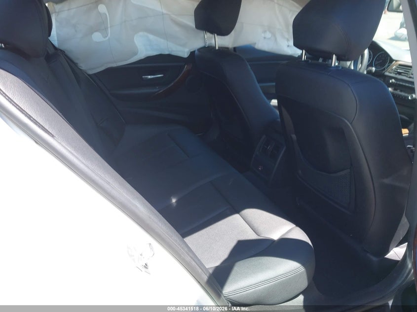 2013 BMW 3er VIN WBA3C1G56DNR47013 IAAI salvage auction — LEFT SIDE, Salvage (California), sold $675 on 2026-07-08 (photo 8)