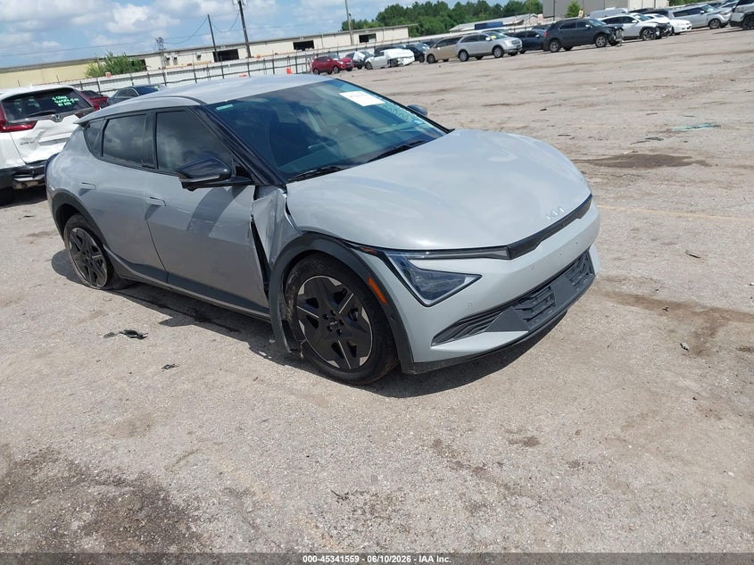 2025 Kia Ev6 VIN 5XYC34JAXSG008185 — IAAI salvage auction photo