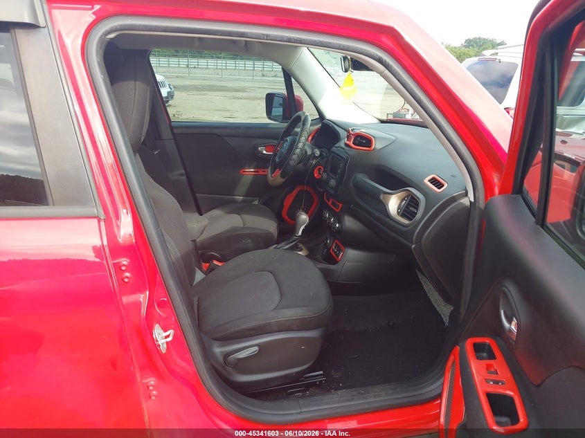 2017 Jeep Renegade VIN ZACCJBBB2HPG46392 IAAI salvage auction — FRONT & REAR, Salvage (Tennessee), sold $1,700 on 2026-07-29 (photo 5)