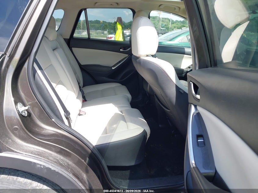2016 Mazda Cx-5 VIN JM3KE4DY2G0686643 IAAI salvage auction — LEFT FRONT, Salvage (Illinois), sold $3,400 on 2026-09-11 (photo 8)