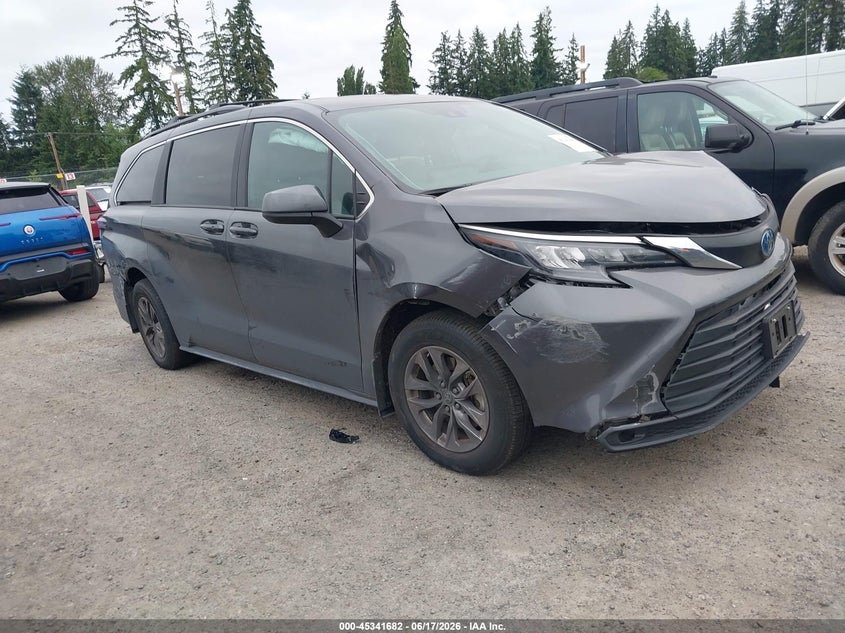 2025 Toyota Sienna VIN 5TDKSKFC5SS191298 IAAI salvage auction — LEFT FRONT, Clear (Washington), sold $16,400 on 2026-07-08 (photo 1)