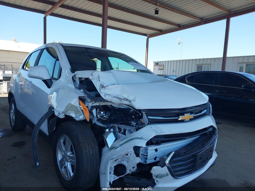 2020 Chevrolet Trax VIN KL7CJKSB0LB045238 IAAI salvage auction — RIGHT FRONT, Salvage (California), sold $1,325 on 2026-07-14 (photo 1)
