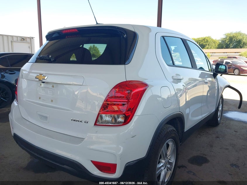 2020 Chevrolet Trax VIN KL7CJKSB0LB045238 IAAI salvage auction — RIGHT FRONT, Salvage (California), sold $1,325 on 2026-07-14 (photo 4)
