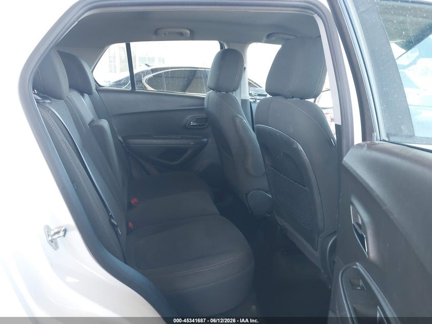 2020 Chevrolet Trax VIN KL7CJKSB0LB045238 IAAI salvage auction — RIGHT FRONT, Salvage (California), sold $1,325 on 2026-07-14 (photo 8)