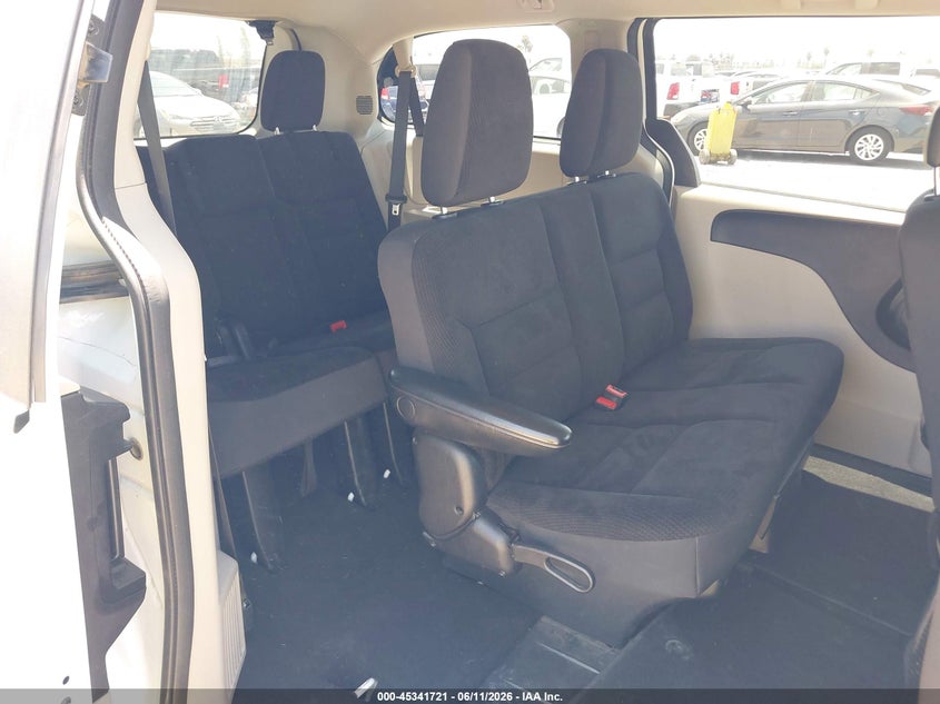2018 Dodge Grand caravan VIN 2C4RDGBG4JR296789 IAAI salvage auction — NORMAL WEAR, Sf97 (California), sold $9,100 on 2026-07-28 (photo 8)