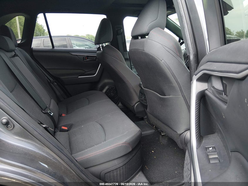 2021 Toyota Rav 4 VIN JTMAB3FV8MD029148 IAAI salvage auction — SIDE, Salvage (New Jersey), sold $14,600 on 2026-08-02 (photo 8)