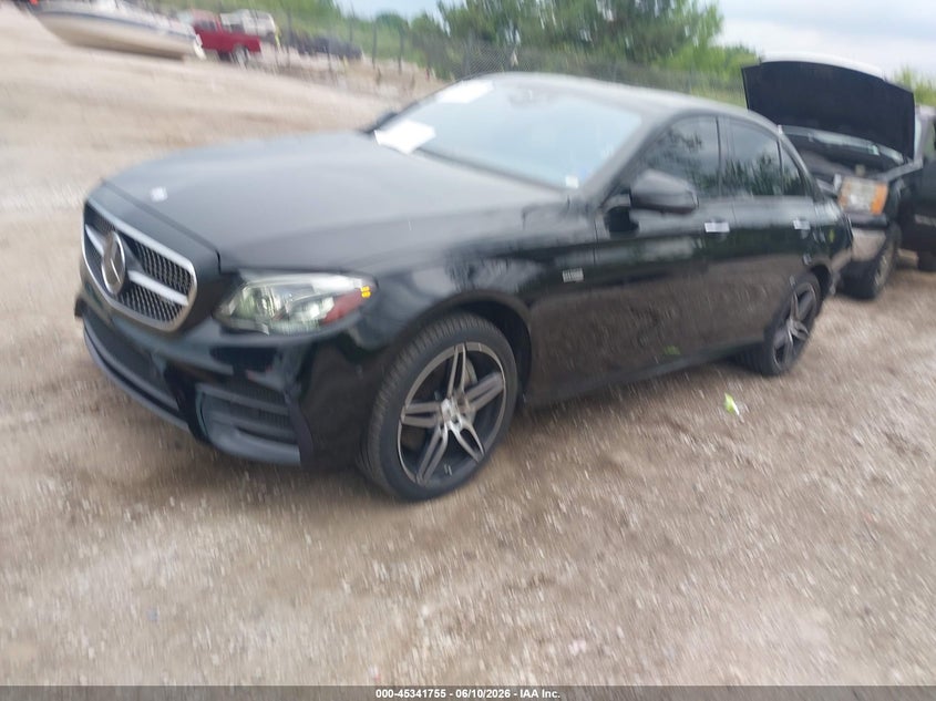 2017 Mercedes-benz VIN WDDZF6EB2HA222473 IAAI salvage auction — REAR END, Clear (Wisconsin), sold $7,050 on 2026-07-07 (photo 2)