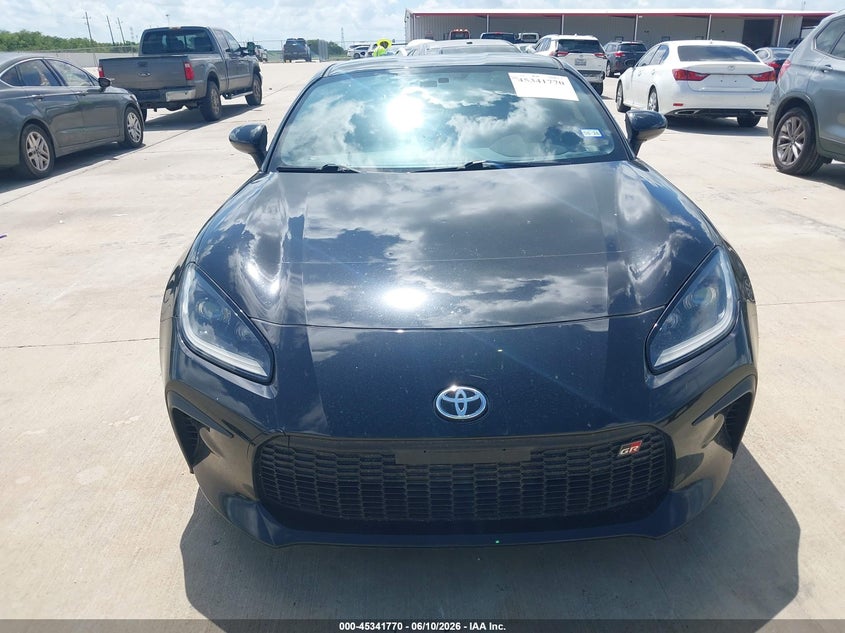 2023 Toyota Gr 86 VIN JF1ZNBF15P8763315 IAAI salvage auction — WATER/FLOOD, Salvage (Texas), sold $9,000 on 2026-07-31 (photo 6)