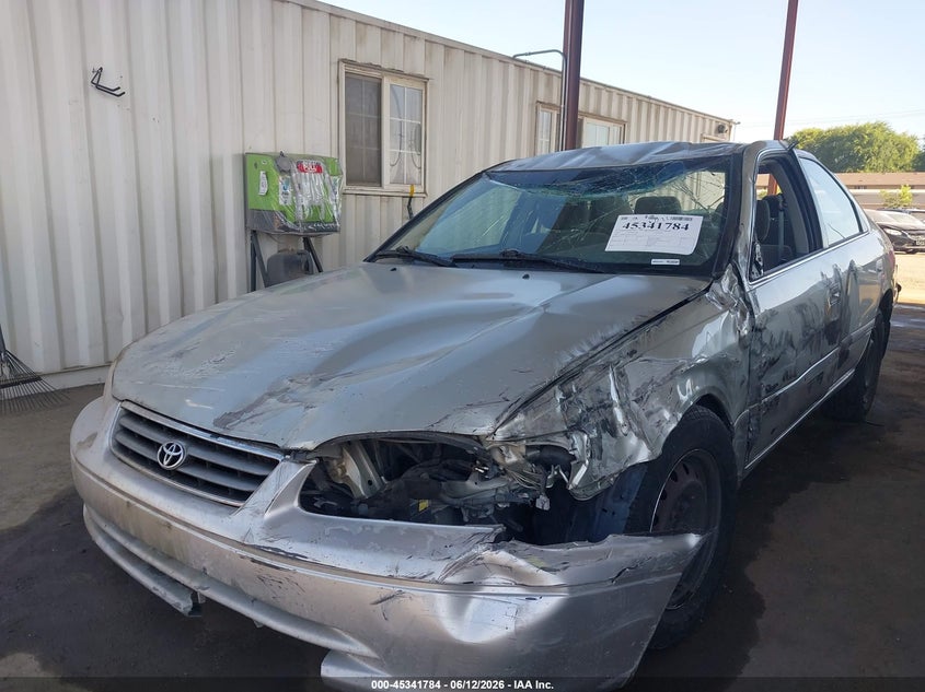 2001 Toyota Camry VIN JT2BF22KX10327338 IAAI salvage auction — ROLLOVER, Non-Repairable (California), sold $100 on 2026-07-07 (photo 2)