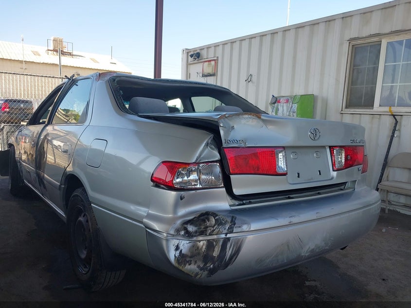 2001 Toyota Camry VIN JT2BF22KX10327338 IAAI salvage auction — ROLLOVER, Non-Repairable (California), sold $100 on 2026-07-07 (photo 3)