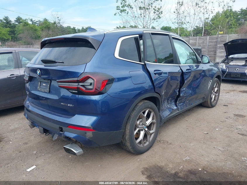 2022 BMW X3 VIN 5UX53DP08N9N13556 IAAI salvage auction — RIGHT SIDE, Salvage (Massachusetts), sold $15,875 on 2026-07-10 (photo 4)