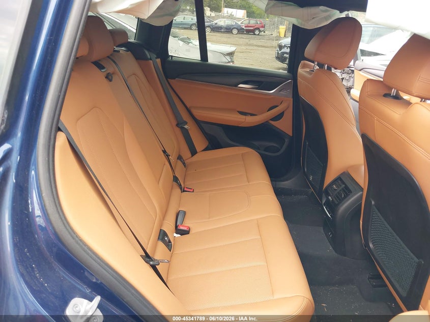2022 BMW X3 VIN 5UX53DP08N9N13556 IAAI salvage auction — RIGHT SIDE, Salvage (Massachusetts), sold $15,875 on 2026-07-10 (photo 8)