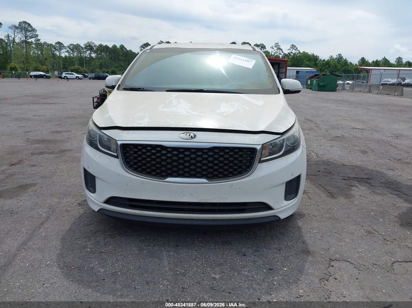 2017 Kia SEDONA VIN KNDMB5C18H6268106 IAAI salvage auction — NORMAL WEAR, Salvage Title, sold $1,150 on 2026-07-14 (photo 6)