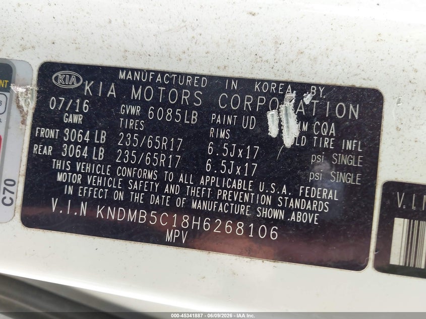 2017 Kia SEDONA VIN KNDMB5C18H6268106 IAAI salvage auction — NORMAL WEAR, Salvage Title, sold $1,150 on 2026-07-14 (photo 9)