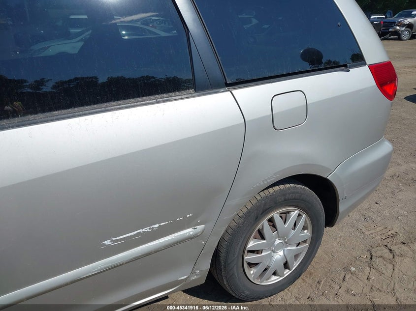 2009 Toyota Sienna VIN 5TDZK23C99S242542 IAAI salvage auction — NORMAL WEAR, Clear (Montana), sold $900 on 2026-07-15 (photo 6)
