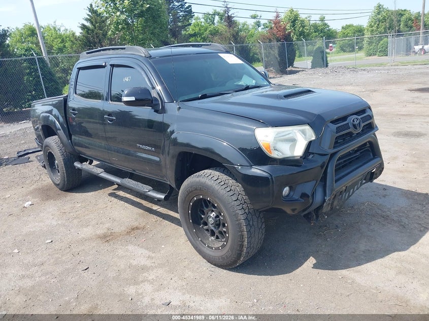 2014 Toyota Tacoma VIN 3TMLU4EN4EM147116 — IAAI salvage auction photo