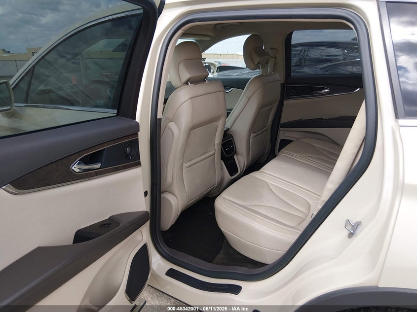 2016 Lincoln Mkx VIN 2LMPJ6KR7GBL27949 IAAI salvage auction — RIGHT FRONT, Salvage (Kansas), sold $825 on 2026-07-09 (photo 8)