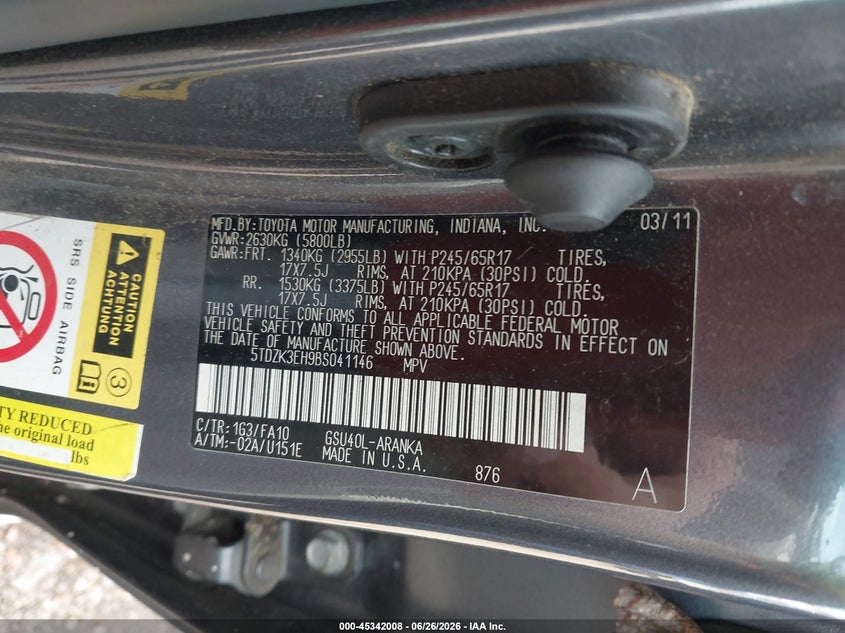 2011 Toyota Highlander VIN 5TDZK3EH9BS041146 IAAI salvage auction — INTERIOR BURN, Salvage (Mississippi), sold $950 on 2026-07-15 (photo 9)
