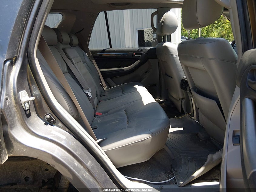 2003 Toyota 4runner VIN JTEBT17R730023351 IAAI salvage auction — ROLLOVER, Salvage (Vermont), sold $2,300 on 2026-08-01 (photo 8)