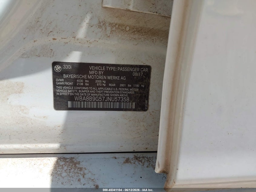 2018 BMW 3er VIN WBA8B9G57JNU57358 IAAI salvage auction — NORMAL WEAR, Original (Texas), sold $3,850 on 2026-07-13 (photo 9)