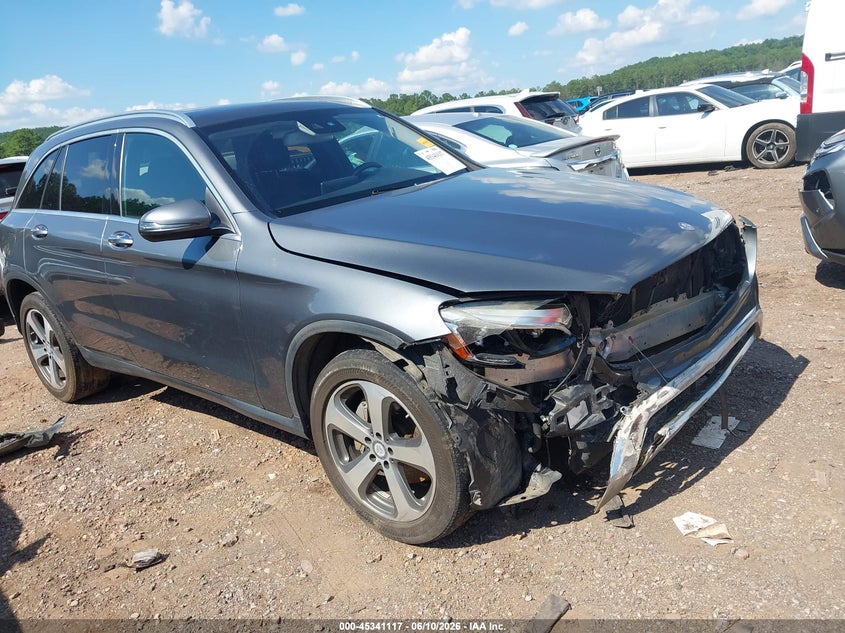 2016 Mercedes-benz Glc VIN WDC0G4JB6GF065262 IAAI salvage auction — FRONT END, Wait Title, sold $3,400 on 2026-08-19 (photo 1)