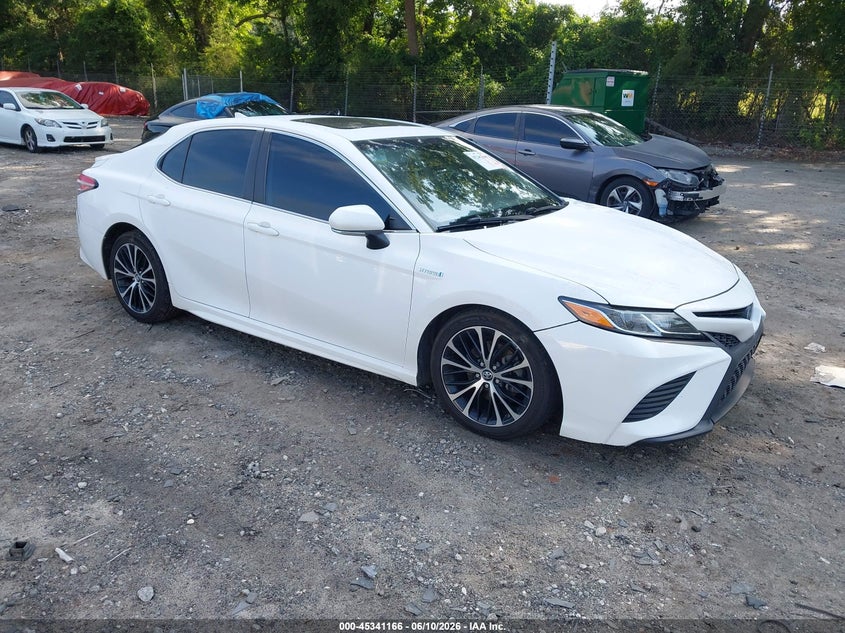 2019 Toyota Camry hybrid VIN 4T1B21HK2KU516897 — IAAI salvage auction photo