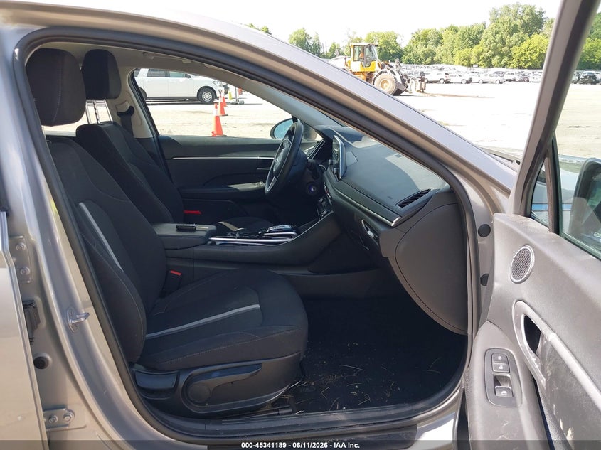 2023 Hyundai Sonata VIN KMHL24JA4PA268832 IAAI salvage auction — LEFT FRONT, Salvage (Michigan), sold $2,950 on 2026-07-27 (photo 5)